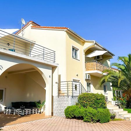 Sunside Apartments Pula Extérieur photo