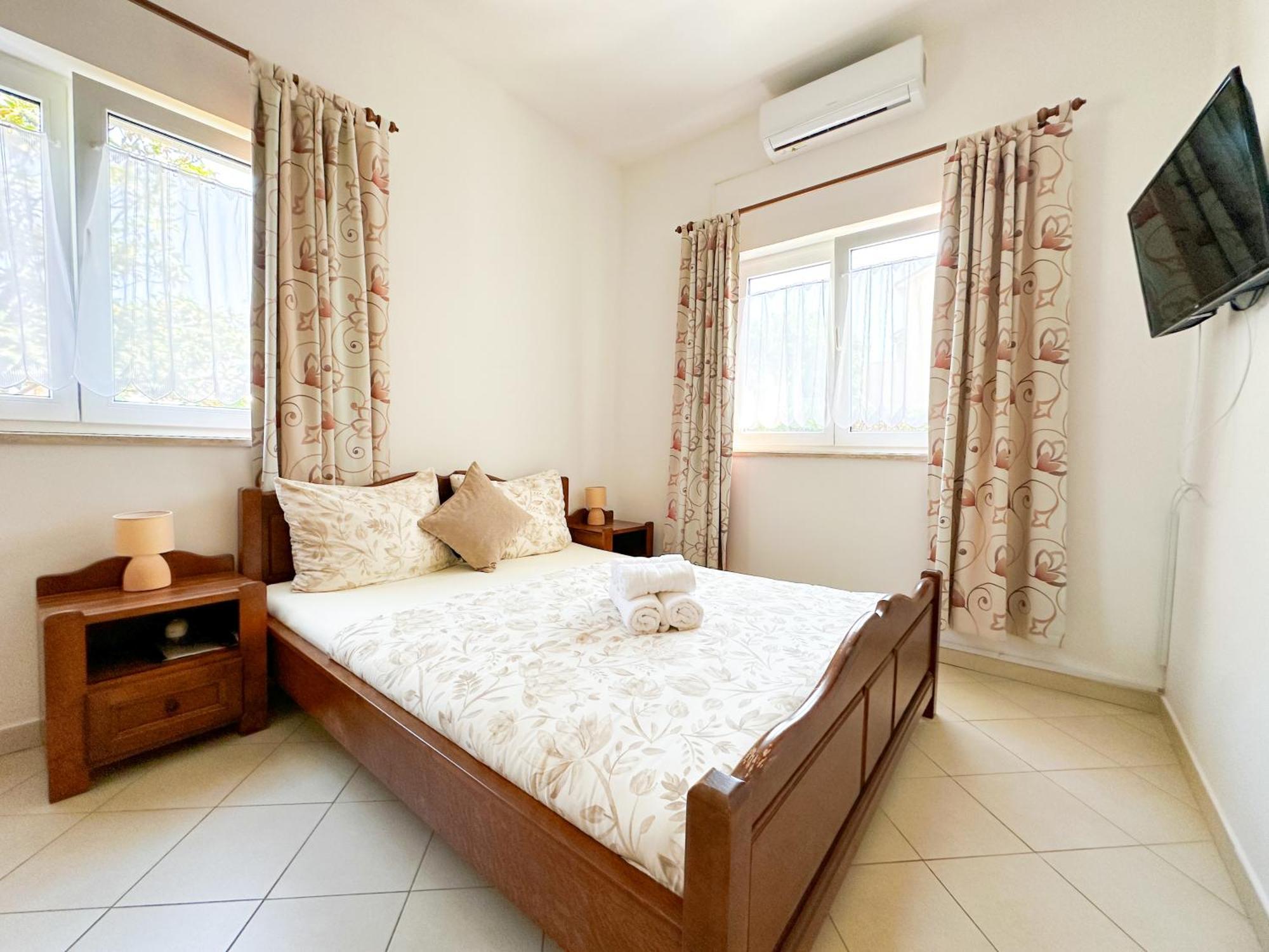 Sunside Apartments Pula Extérieur photo